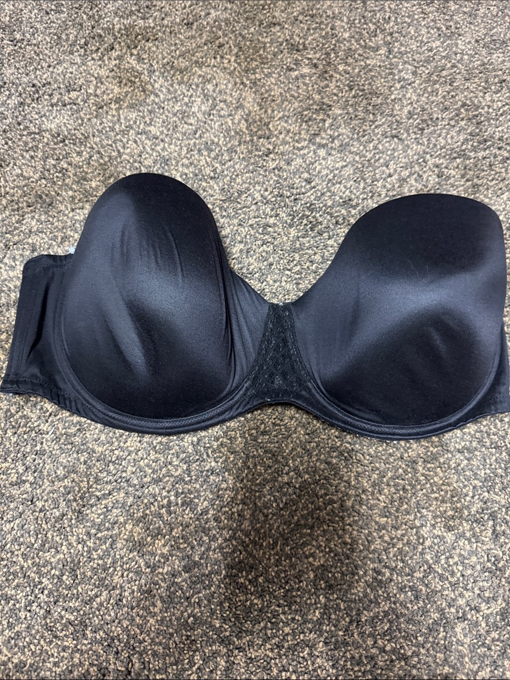 Bali Strapless Black Bra - Smooth Support Size 42DD Style B6599 No Straps